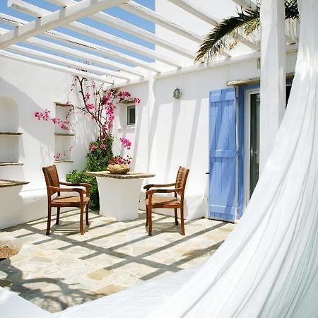 Golden Beach Studios & Suites Tinos Room photo